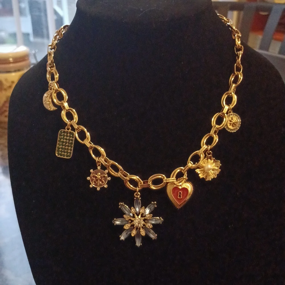 Necklace - Picture 5 of 5